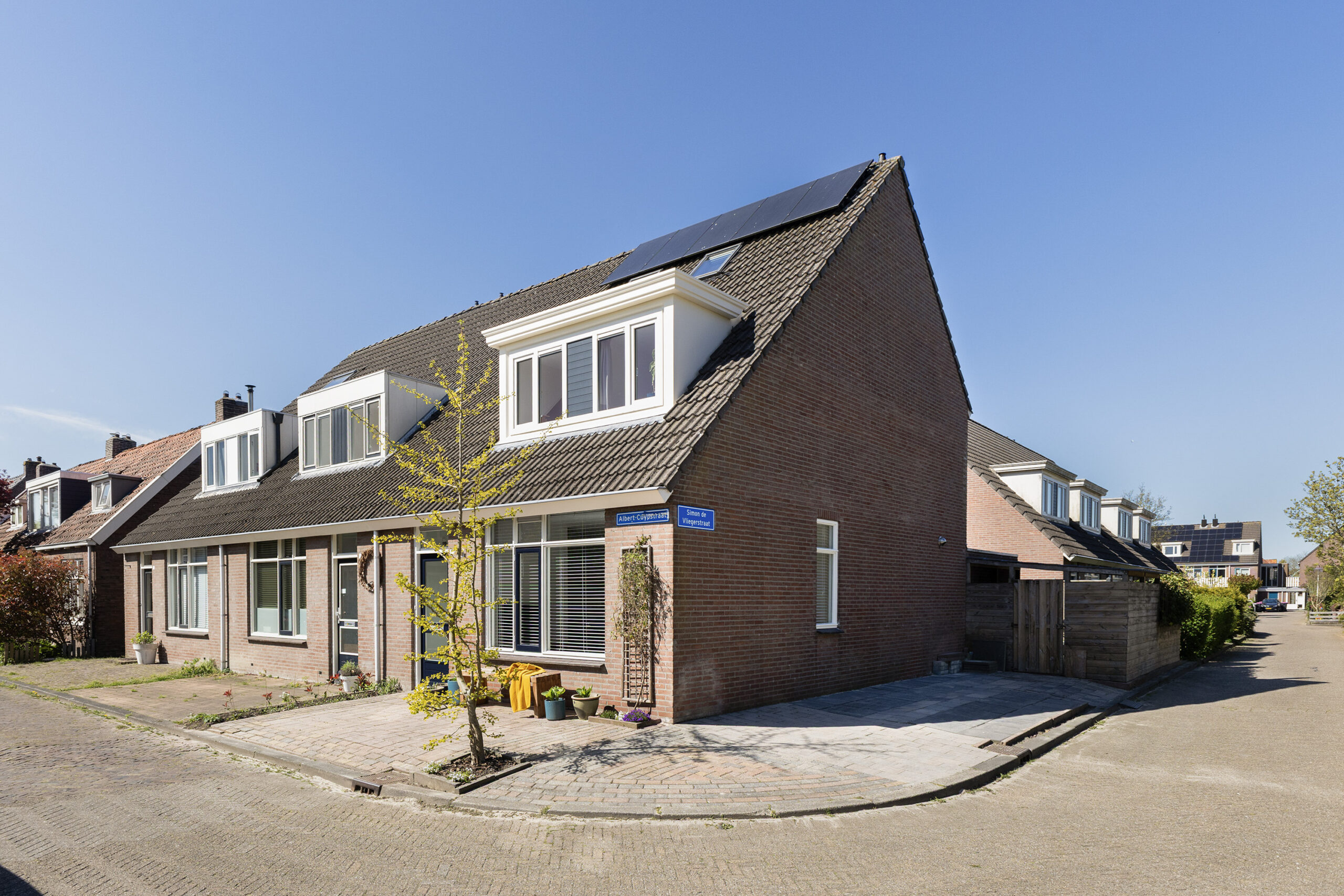 Leeuwarden, Albert Cuypstraat 23